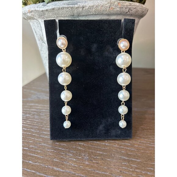 SHASHI Pearl Drop Earrings Gold & Pearl Womens Size OS - Picture 3 of 7